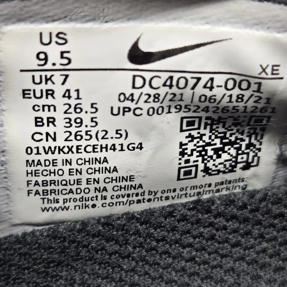Nike Air Zoom Pegasus 38 Shield Black Platinum Women's Running Shoes Size 9.5